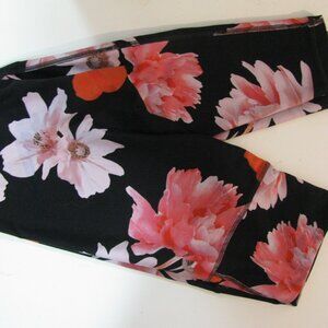 * Old Navy Active Elevate Leggings No Size Tag Fits Small Black Pink Floral Gym